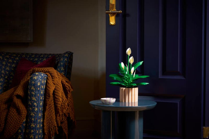 LEGO Peace Lily Botanical Collection