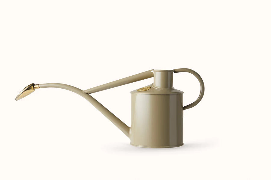 Haws Rowley Watering Can - Thumbnail 4